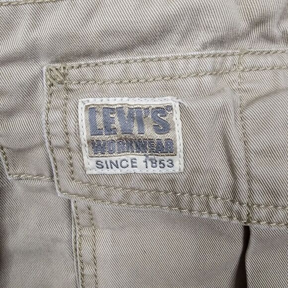 Levis Cargo Shorts Mens 36x10 Tan Baggy Loose Y2K 90s Streetwear Skater Preppy - Picture 3 of 14